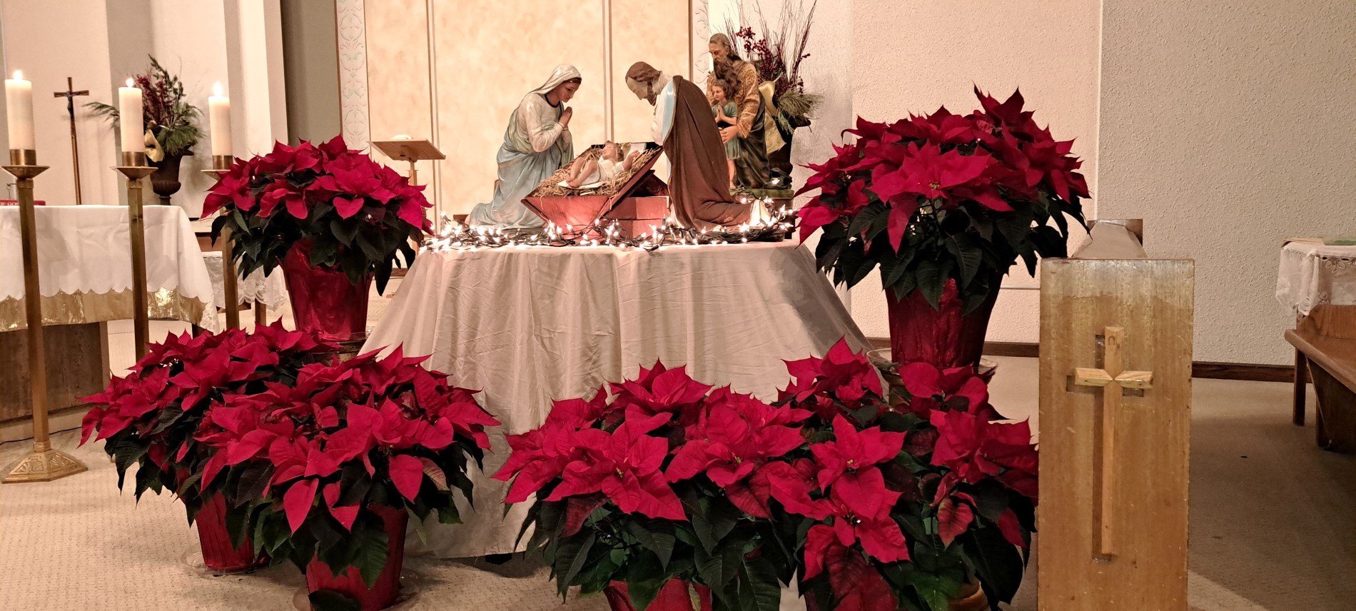 Picture of Nativity on the altar